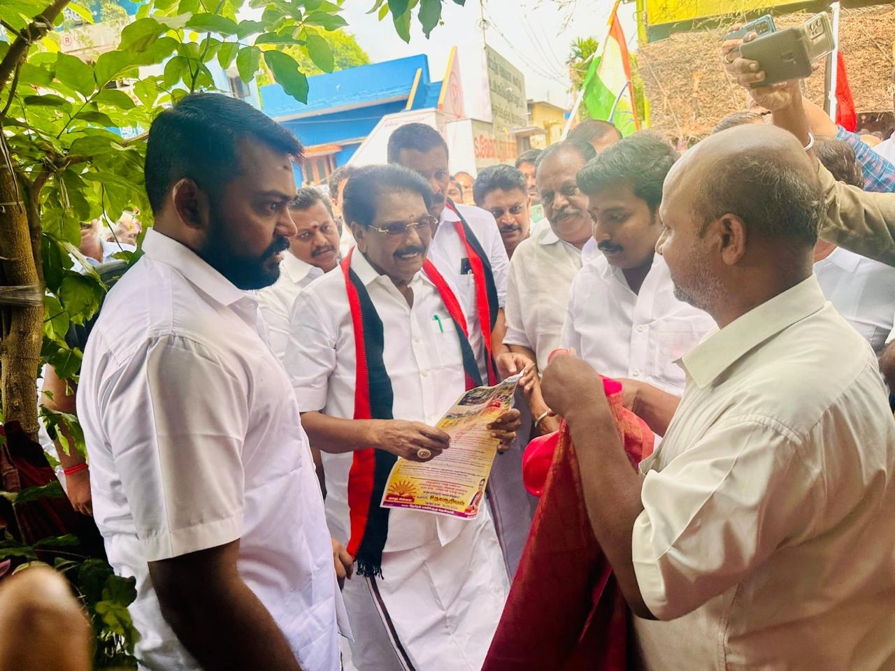 T.R. Krishnaraja leading DMK Youth Wing members in a campaign rally march